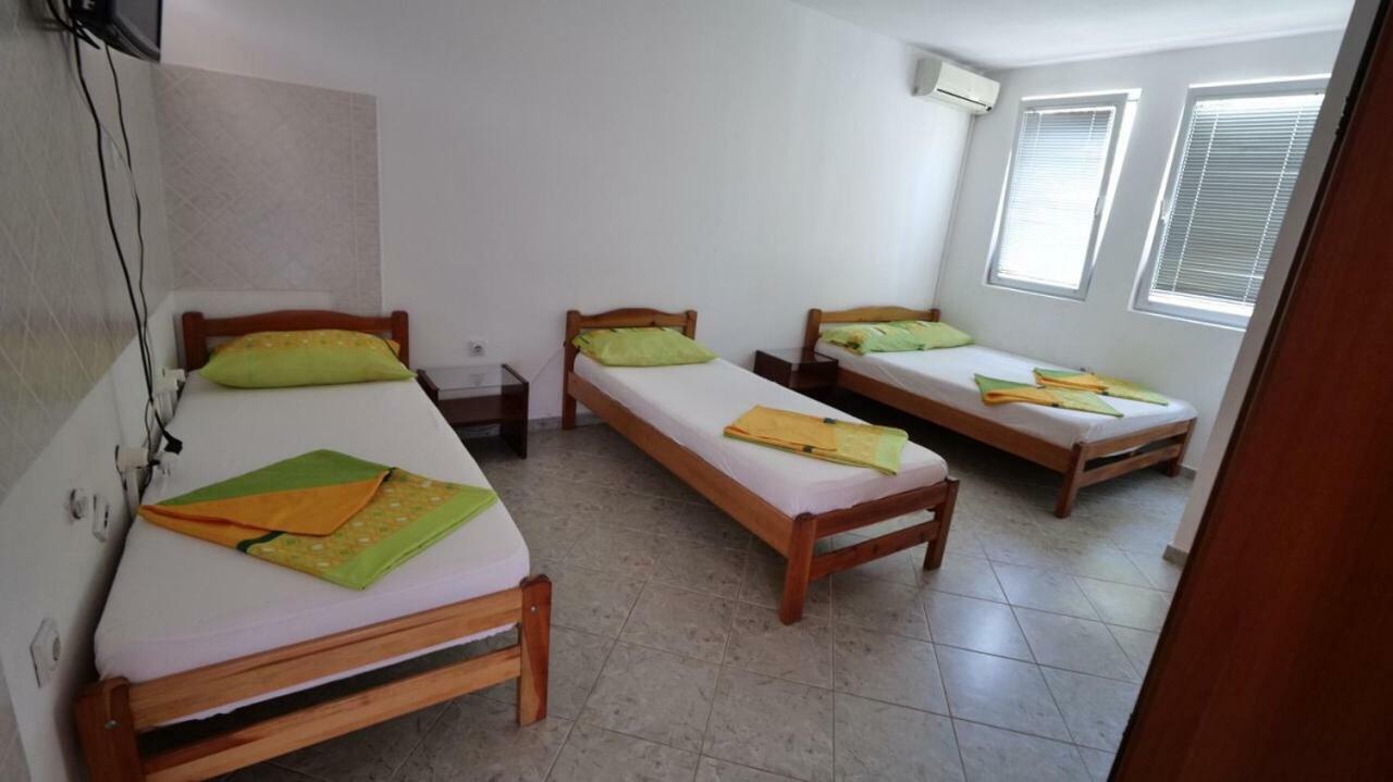 Familien Apartment Zeno Ulcinj Exteriér fotografie