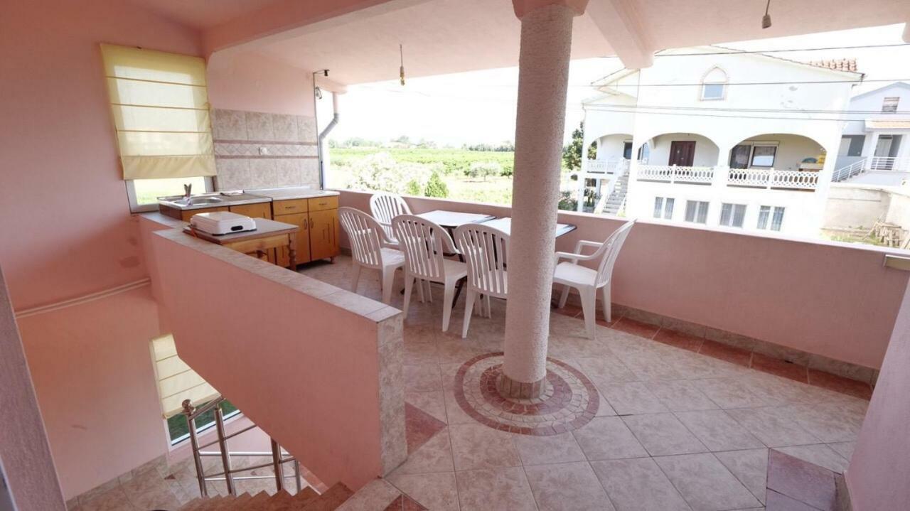 Familien Apartment Zeno Ulcinj Exteriér fotografie