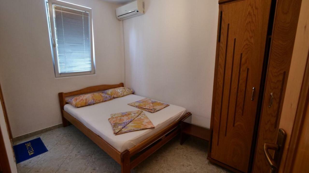 Familien Apartment Zeno Ulcinj Exteriér fotografie